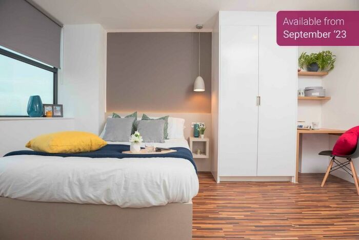 1 Bedroom Apartment To Rent In Westpoint, Chester Road, M16