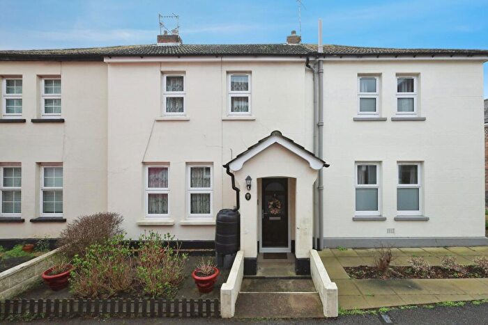 3 Bedroom Terraced House For Sale In Wharf Road, Eastbourne, East Sussex, BN21