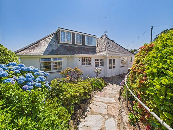 5 Bedroom Detached House For Sale In Carrick Way, St Mawes, TR2