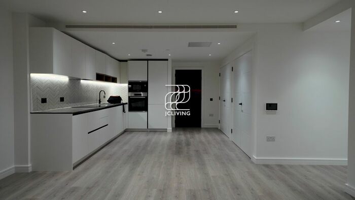 2 Bedroom Flat To Rent In Sovereign Court, London, W6