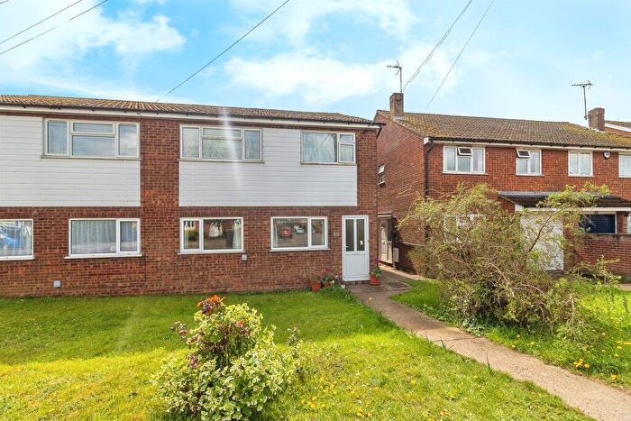 2 Bedroom Flat For Sale In High Street, Cranfield, Bedford, MK43