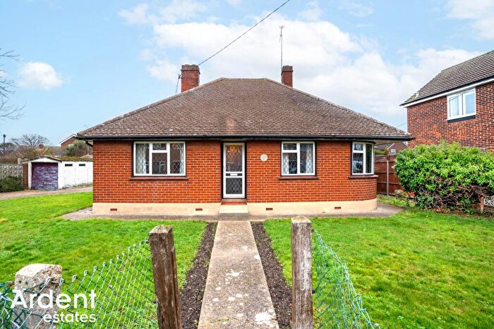 3 Bedroom Bungalow For Sale In Wood Road, Heybridge, CM9