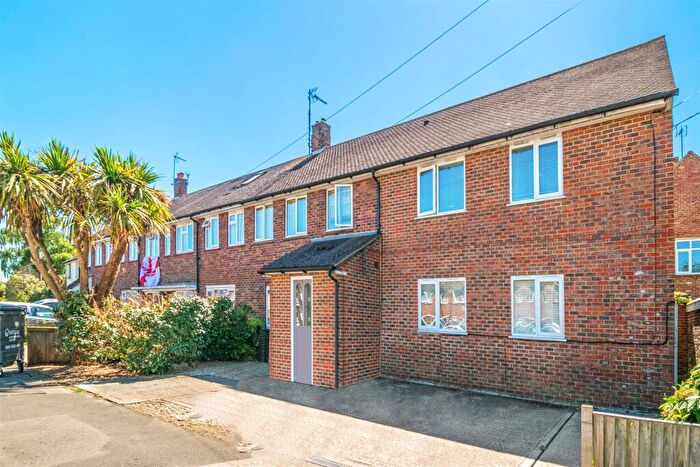 1 Bedroom End Of Terrace House To Rent In Oxford Road, Canterbury, CT1