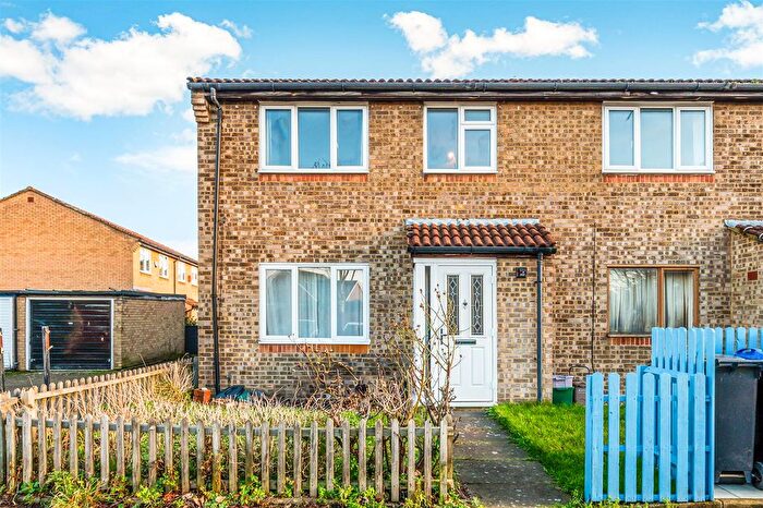 2 Bedroom Property To Rent In Brangwyn Crescent, Colliers Wood, SW19