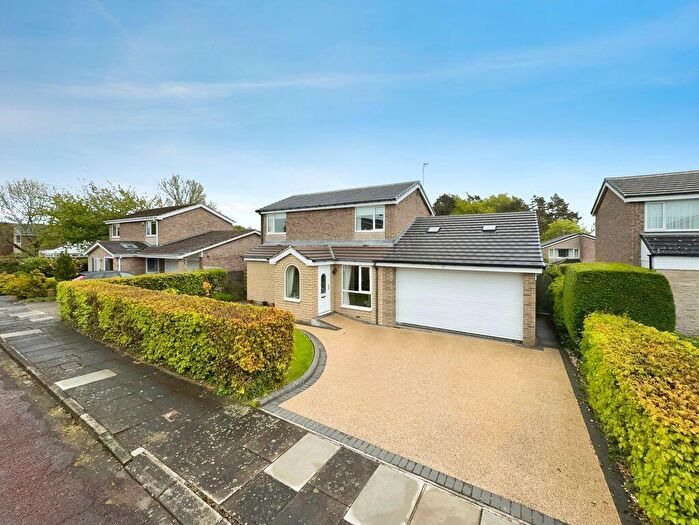 3 Bedroom Detached House For Sale In De Mowbray Way, Morpeth, NE61
