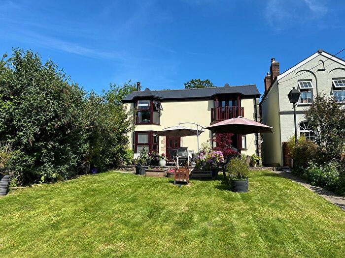 4 Bedroom Detached House For Sale In Tramway Road, Ruspidge, Gloucestershire, GL14