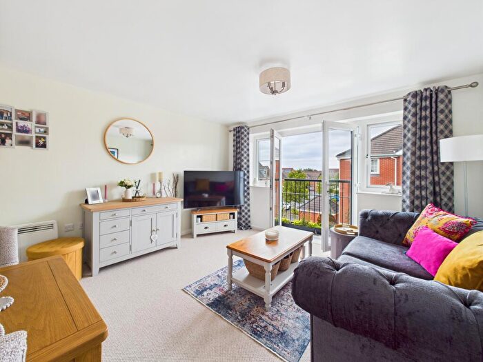 2 Bedroom Apartment For Sale In Panama Circle, City Point, DE24