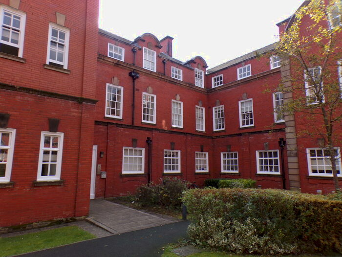 2 Bedroom Apartment To Rent In Springhill Court, Liverpool., L15