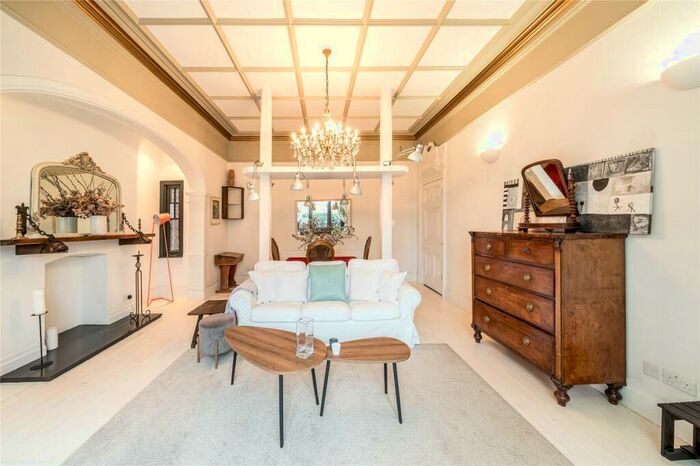 1 Bedroom Apartment To Rent In Heathfield Park, London, NW2