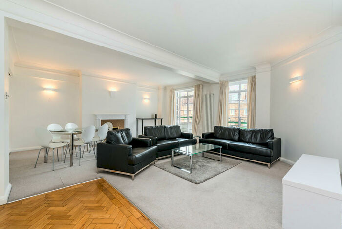 2 Bedroom Apartment To Rent In Dorset House, Gloucester Place, Marylebone, NW1