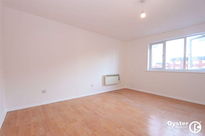 2 Bedroom Flat To Rent In Bunting Close, London, N9