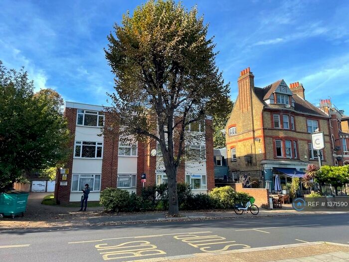 1 Bedroom Flat To Rent In Kings Court, London, SE22
