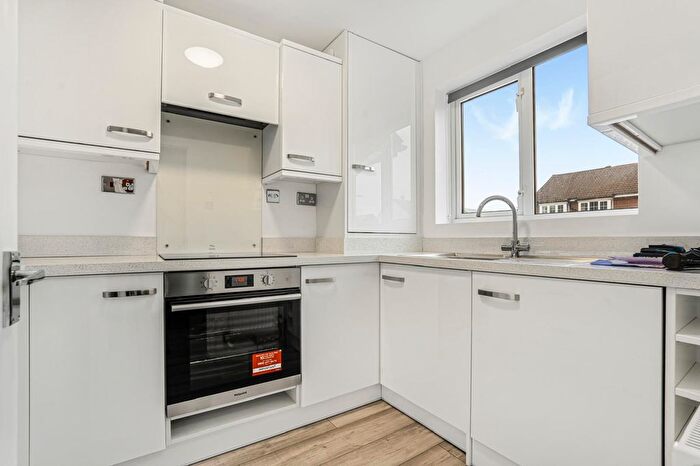 3 Bedroom Terraced House To Rent In Ashdale, Bishops Stortford, CM23