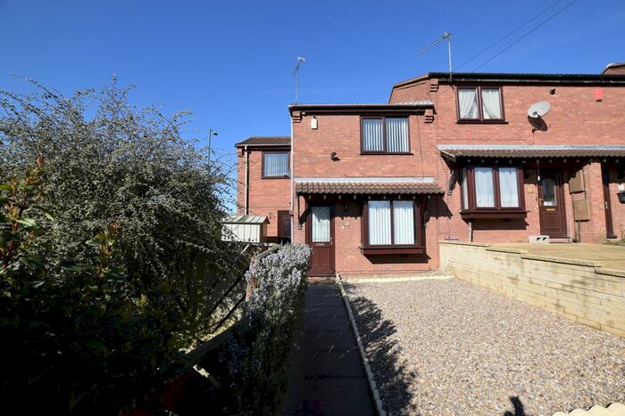 3 Bedroom Semi-Detached House To Rent In Corsham Gardens, Nottingham, NG3