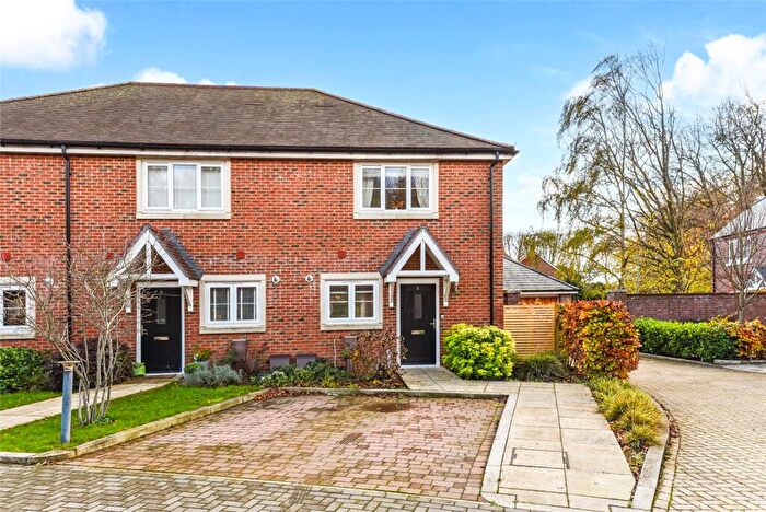 2 Bedroom End Of Terrace House For Sale In Maddoxwood, Chichester, West Sussex, PO19