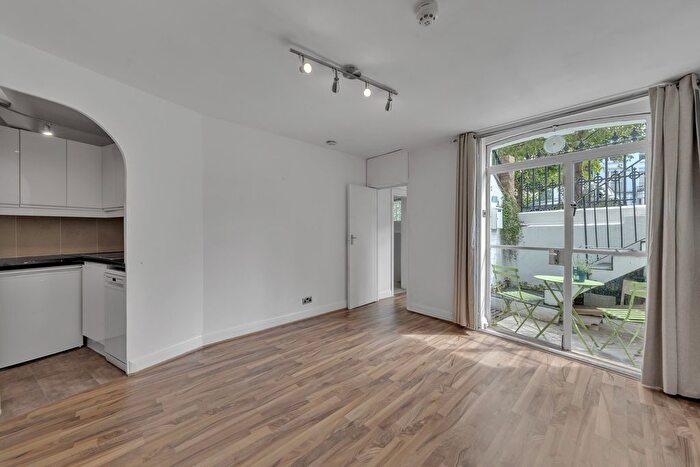 2 Bedroom Flat To Rent In Sharpleshall Street, Primrose Hill, London, NW1