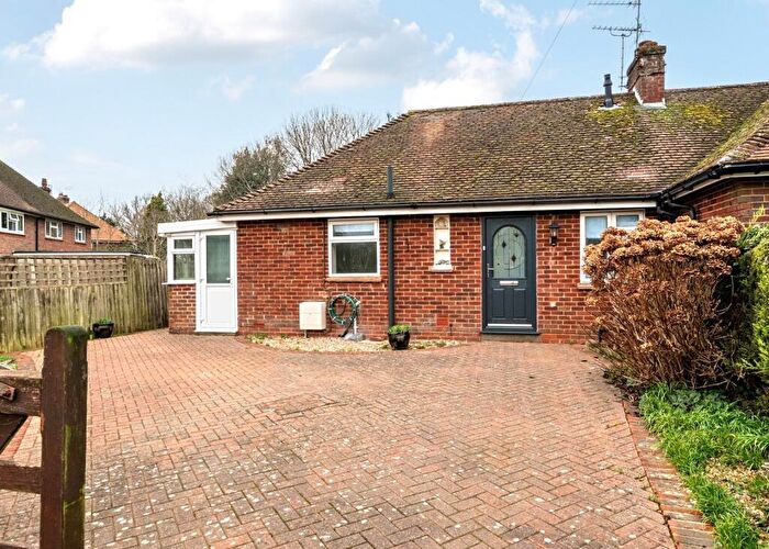 2 Bedroom Bungalow To Rent In Green Stile, Medstead, Alton, Hampshire, GU34