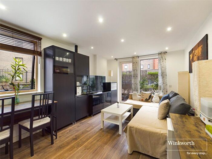 1 Bedroom Apartment For Sale In Armstrong Road, Neasden, London, NW10