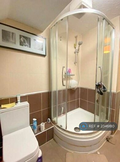 1 Bedroom Flat To Rent In Hazelwood Close, Harrow, HA2