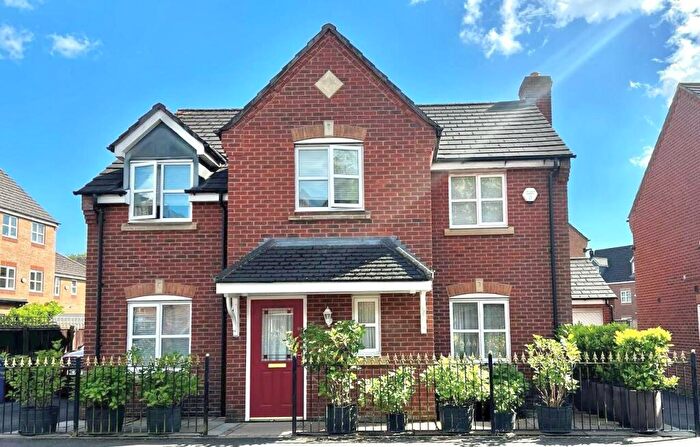 4 Bedroom Detached House For Sale In Lawnhurst Avenue, Manchester, M23