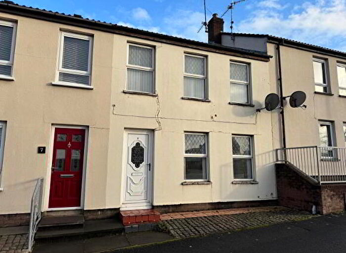 3 Bedroom Mid Terraced House For Sale In Francis Street, Lurgan, BT66