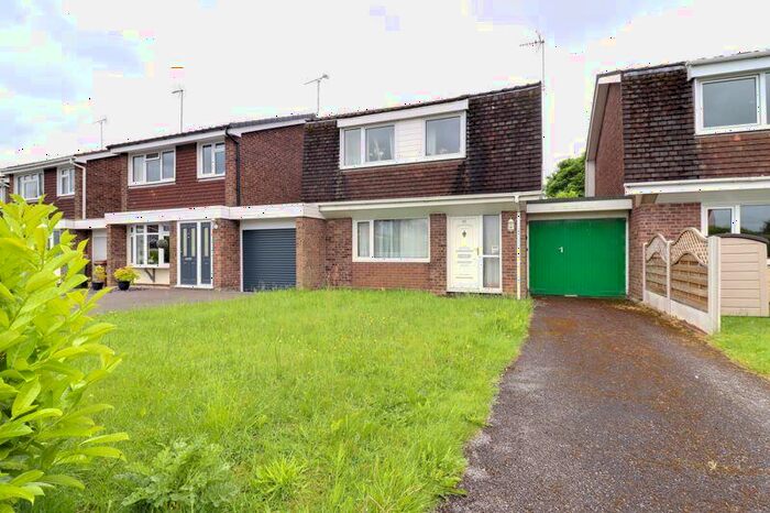 3 Bedroom Link Detached House For Sale In Cedars Drive, Stone, Staffordshire, ST15