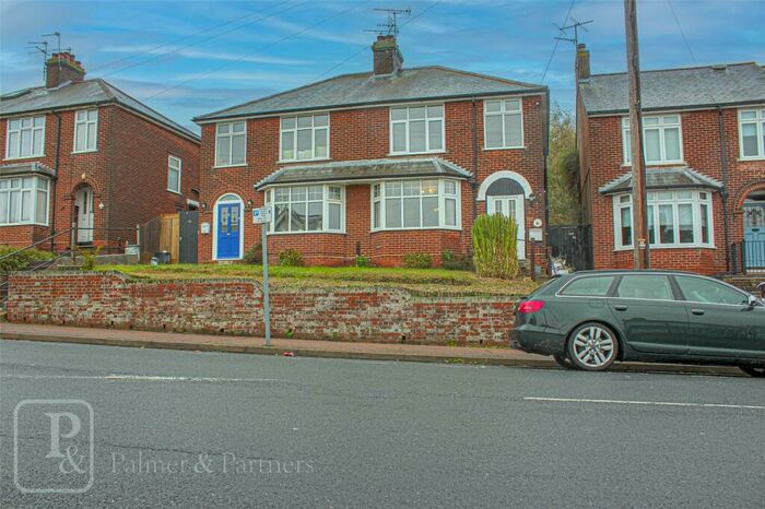 3 Bedroom Semi-Detached House To Rent In Mile End Road, Colchester, Essex, CO4