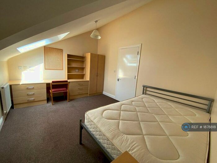 5 Bedroom Terraced House To Rent In Hubert Road, Birmingham, B29