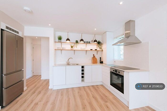 1 Bedroom Flat To Rent In Lion Yard, Faversham, ME13