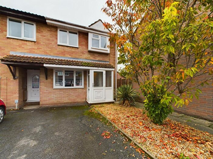 3 Bedroom Semi-Detached House To Rent In Gladstone Drive, Moorfields, Hereford, HR4