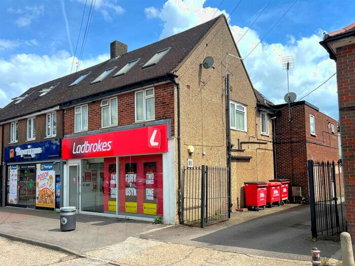 1 Bedroom Apartment To Rent In Marlow Road, High Wycombe, HP11