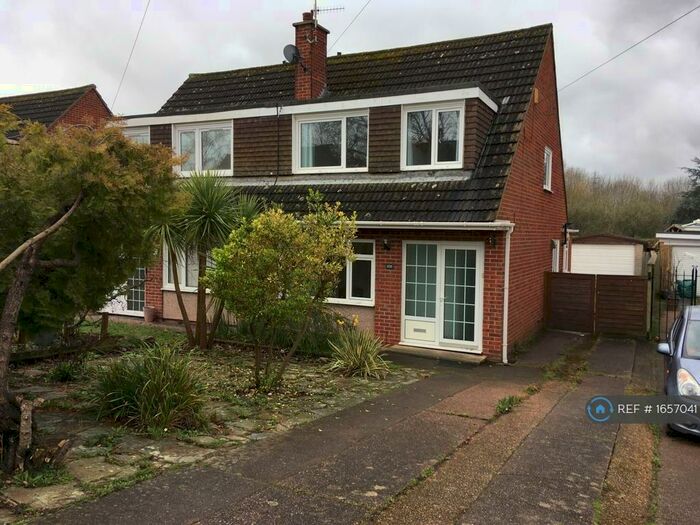 3 Bedroom Semi-Detached House To Rent In Rivermead Road, Exeter, EX2