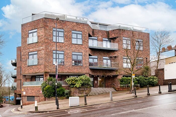 2 Bedroom Flat For Sale In Muswell Hill, London, N10