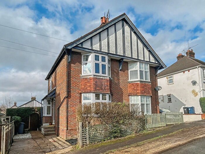 3 Bedroom Semi Detached House For Sale In Alexandra Road, High Wycombe, HP13