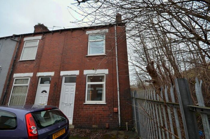 2 Bedroom Terraced House To Rent In Greek Street, Castleford, WF10