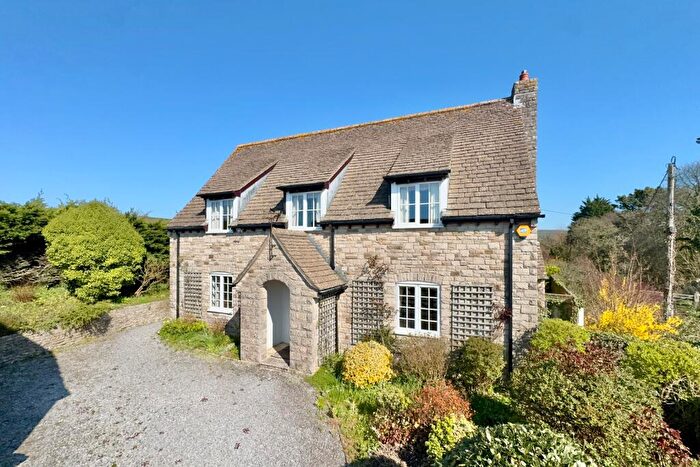 3 Bedroom Detached House For Sale In Corfe Castle, BH20