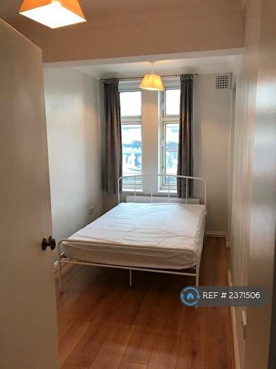 3 Bedroom Flat To Rent In St. George Court, Birmingham, B15