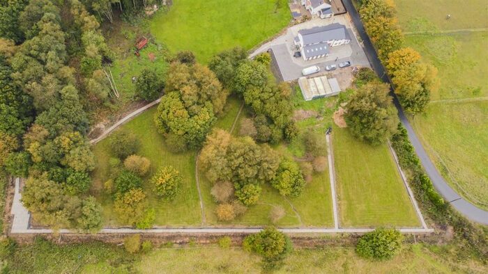 4 Bedroom Barn Conversion For Sale In Great Moss Road, Astley Moss, M29