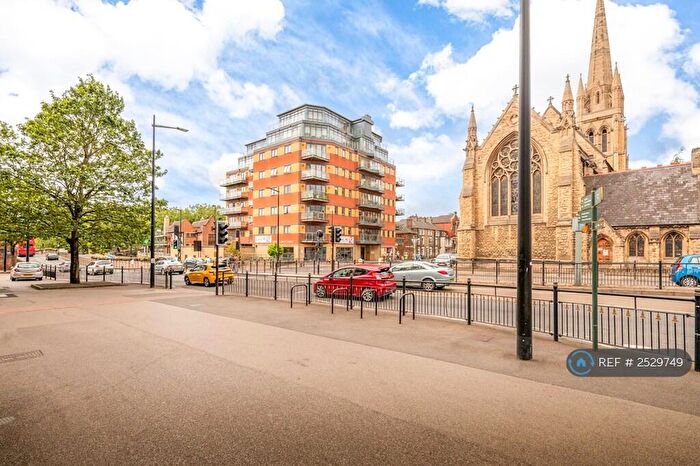 2 Bedroom Flat To Rent In Thorngate House, Lincoln, LN2