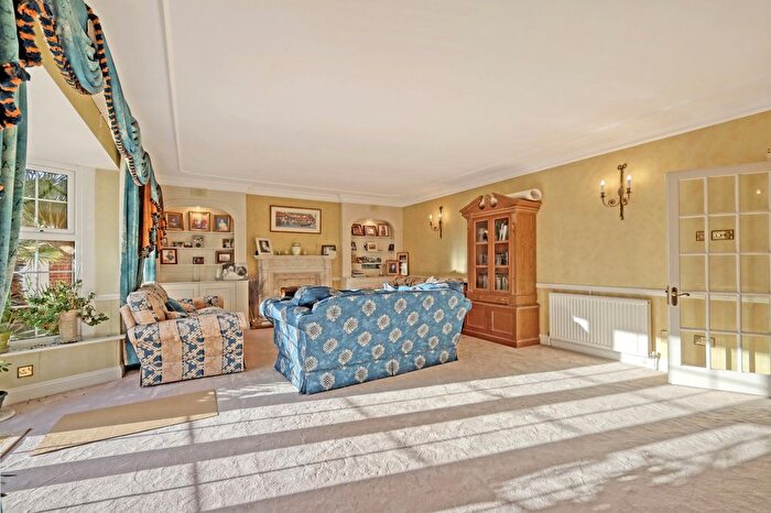 7 Bedroom Detached House For Sale In School Road, Downham, CM11