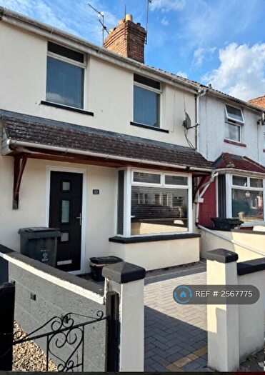 3 Bedroom Terraced House To Rent In Ferndale Road, Swindon, SN2
