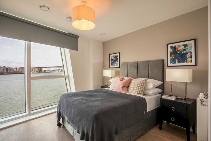 2 Bedroom Flat To Rent In Cenetary Plaza, Southampton, SO19