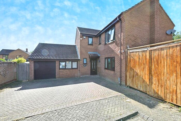 4 Bedroom Detached House For Sale In Aviemore Gardens, Northampton, Northamptonshire, NN4