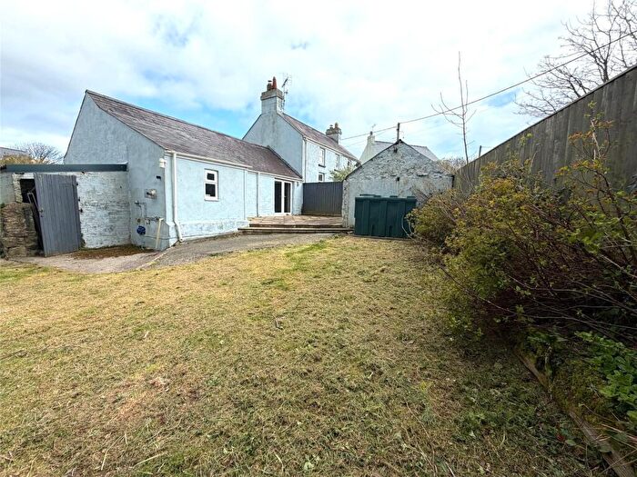 1 Bedroom Semi Detached House For Sale In Treffynnon, Haverfordwest, Pembrokeshire, SA62