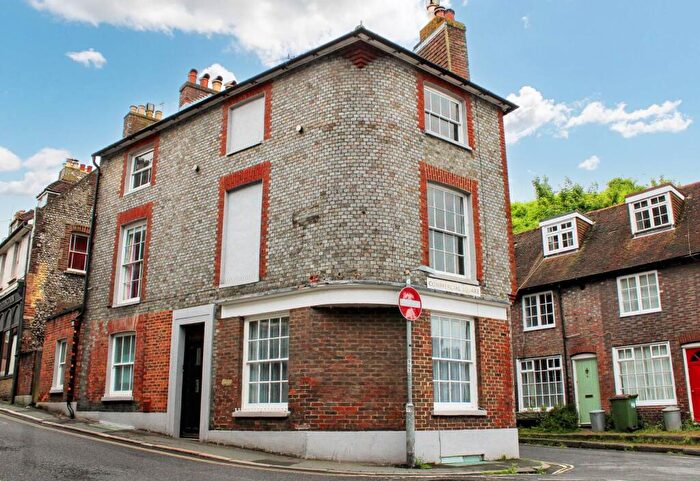 2 Bedroom Apartment For Sale In Fisher Street, Lewes, BN7