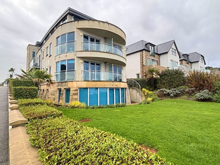 2 Bedroom Flat For Sale In Flat Oceana, Swanage, Dorset, BH19