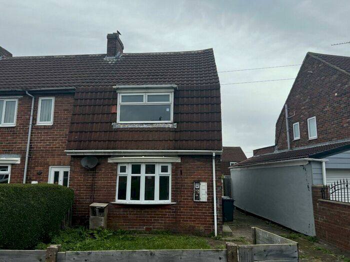 3 Bedroom Semi-Detached House To Rent In Hessewelle Crescent Haswell, DH6