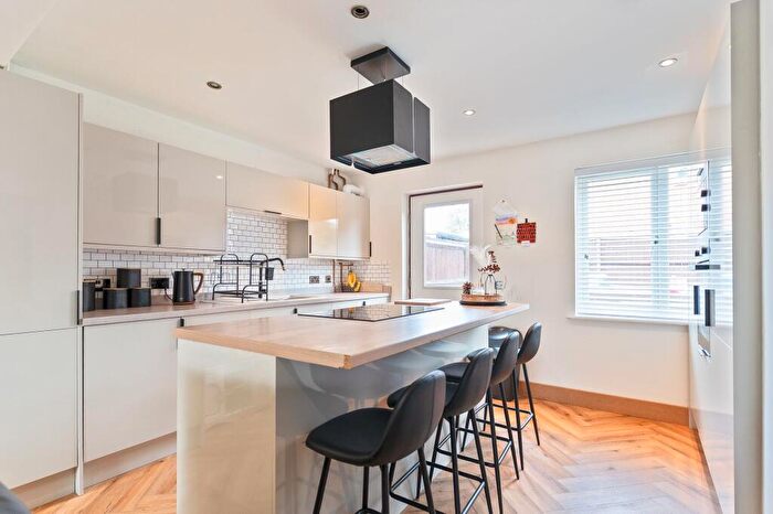 2 Bedroom Semi-Detached House For Sale In Talywain, Pontypool, NP4