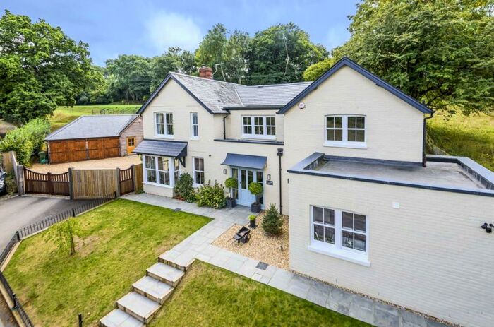 5 Bedroom Detached House For Sale In Andrews Lane, Ropley, Alresford, Hampshire, SO24