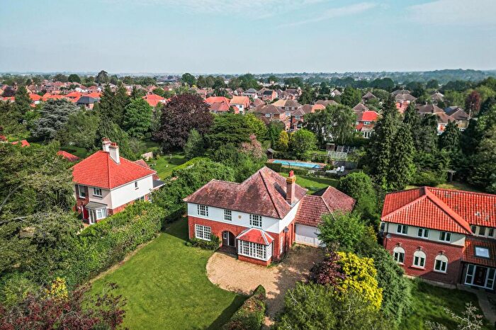 4 Bedroom Detached House For Sale In Gayton Road, King's Lynn, PE30